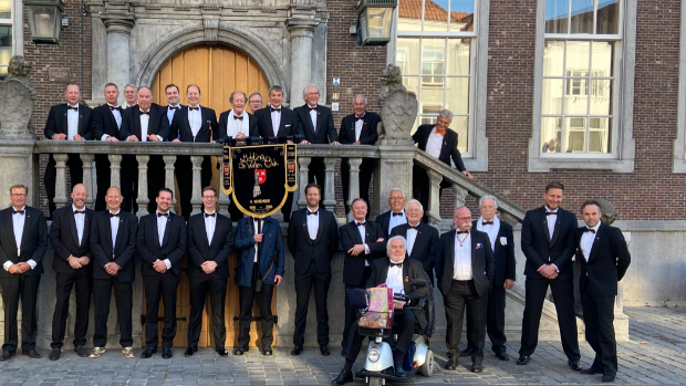 10.000 euro voor Jeugdfonds sport en cultuur Breda dankzij Stichting Dun Vuilen 'Oek -  bredavandaag.nl/l/397427