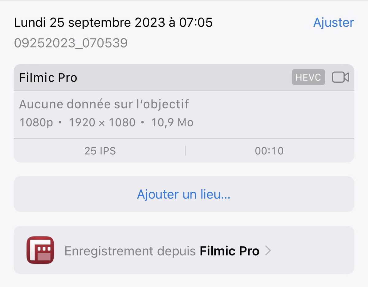 LaurentClause's tweet image. Combien pèsent 10s de vidéo 1080p/ à 25fps, enregistrées en HEVC ? Réponse : ça dépend de l’appli caméra ! Chacune fait sa sauce en termes de bitrate et compression. Comparaison entre la caméra native diOS, @FilmicPro et la caméra @Blackmagic_News #MoJo #videomobile