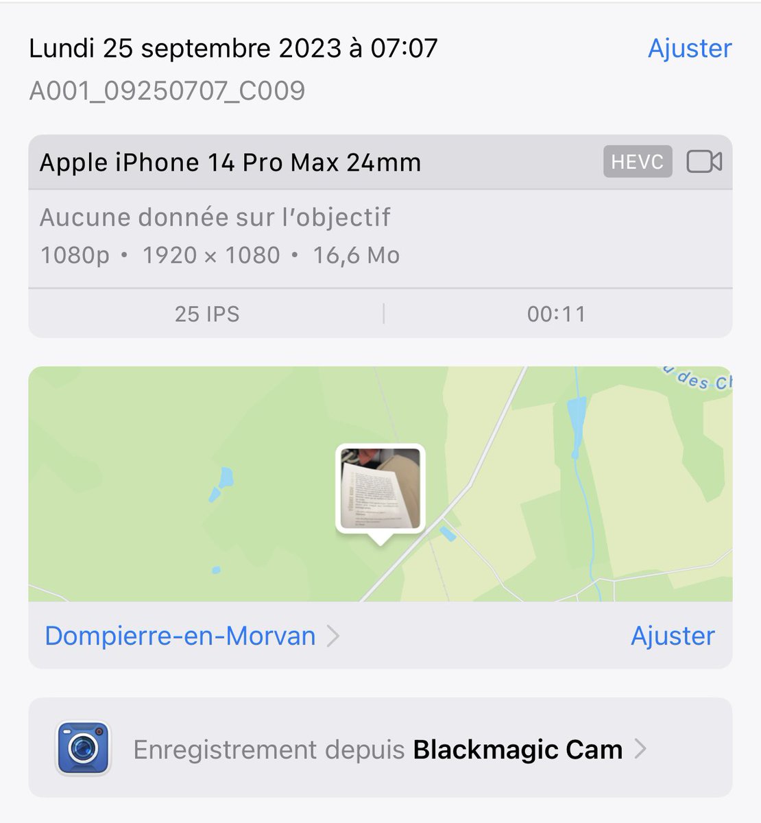 LaurentClause's tweet image. Combien pèsent 10s de vidéo 1080p/ à 25fps, enregistrées en HEVC ? Réponse : ça dépend de l’appli caméra ! Chacune fait sa sauce en termes de bitrate et compression. Comparaison entre la caméra native diOS, @FilmicPro et la caméra @Blackmagic_News #MoJo #videomobile