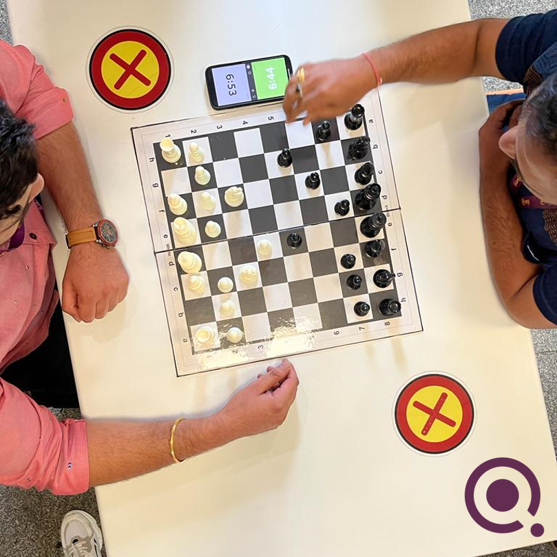 Quest_Global's tweet photo. Recently, we organized a thrilling #chesstournament in Belgaum that brought together #questians from all levels of expertise. It was a #checkmate for fun as participants bonded over their love of the game and cheered on their teammates. https://t.co/vr9rku6G5W