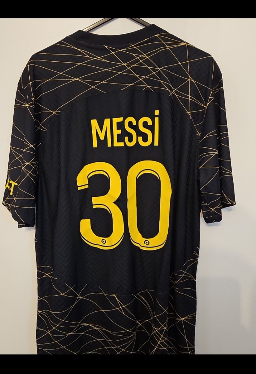 Tenjioda's tweet photo. PSG 2324 Player issue edition
ad ready ad PO.
mbappe M fullset liga bnwt 1875
PSG Home adv M/L 1500
PSG A adv L 1500

3-4weeks
pm/wa081294046486
trmksh https://t.co/OyUQkpaVwc