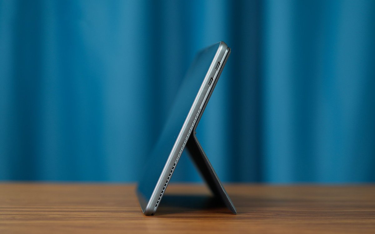 alldocube's tweet photo. Alldocube iWork GT 12 is a device that combines exceptional performance, stylish design, and portability. Let's take a closer look at its details through real-life snapshots #alldocube #iworkgt12 #2in1 #convertable https://t.co/rFc1oytiIS