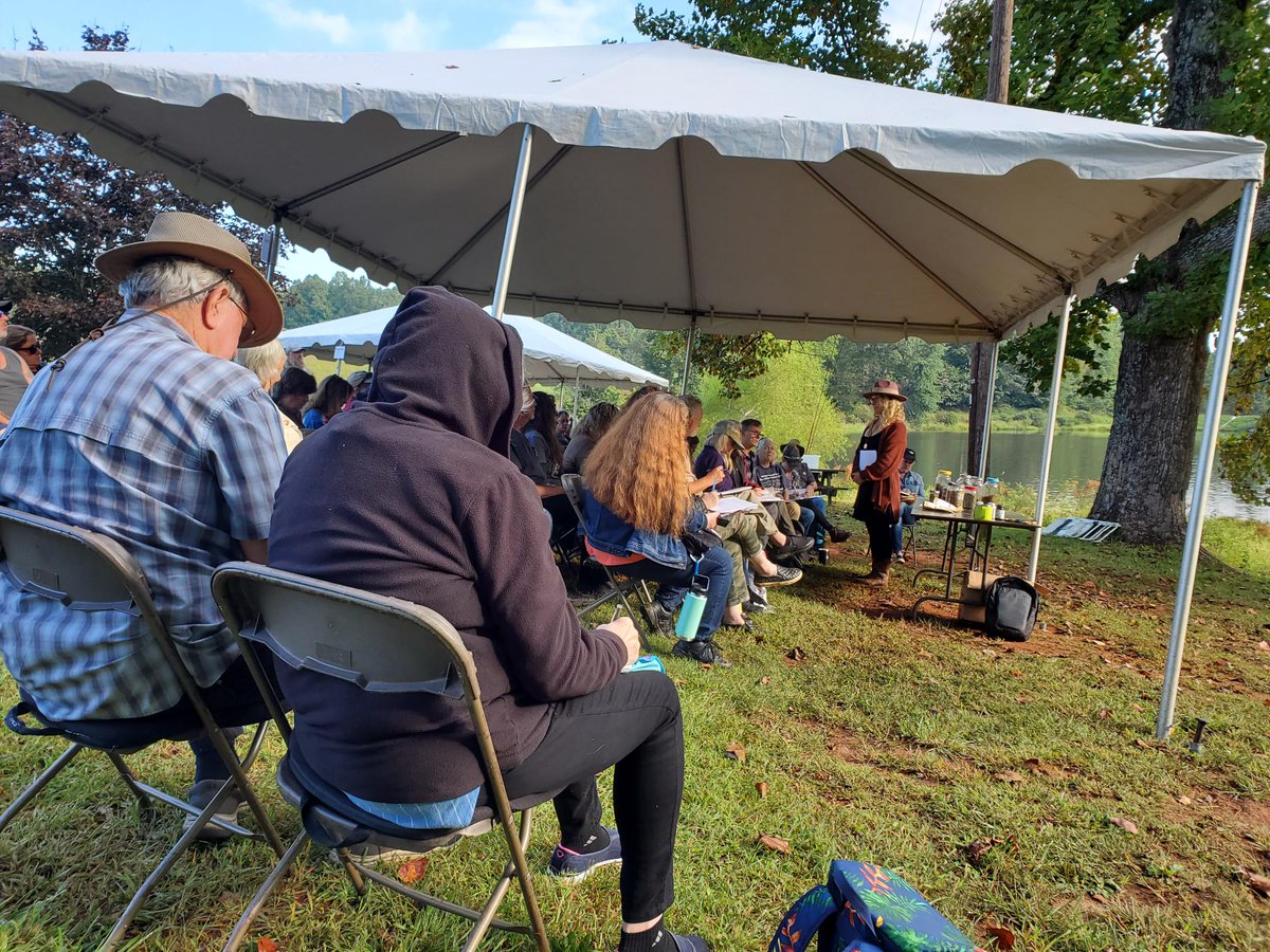 the_ginger_sage's tweet image. 🌿🌲 Epic weekend at #PrepperCamp in Saluda, NC! Shanais from #TheGingerSage packed the house with her immunity masterclass. From herbs to healing, attendees got a deep dive into natural thrive-mode. Immense love for the amazing feedback! Let’s keep healing naturally. 🍀🌱