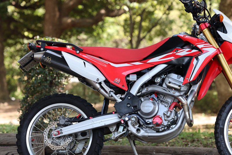 sptadao_asakusa's tweet image. #CRF250  M/L/RALLY(2BK-MD44)17~20のオーナー様✨＃POWERBOX チタン＆カーボンサイレンサーのご紹介です🏍️＃SP忠男 ＃パワーボックスパイプ でもノーマルパイプでもどちらでも装着可能です❗️まだノーマルサイレンサーのままなら交換をよかったらご検討下さい😊気持ちイー！走りを提供致します🤩