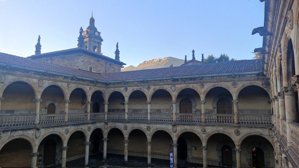 onaticommunity's tweet image. Everything ready to welcome students from Qatar, Bahrain, Spain, Italy, South Africa, Indonesia, USA, Belarus, Germany, Latvia..#IISL #UPV/EHU #Internationalmasterinsociologyoflaw #Oñaticommunity