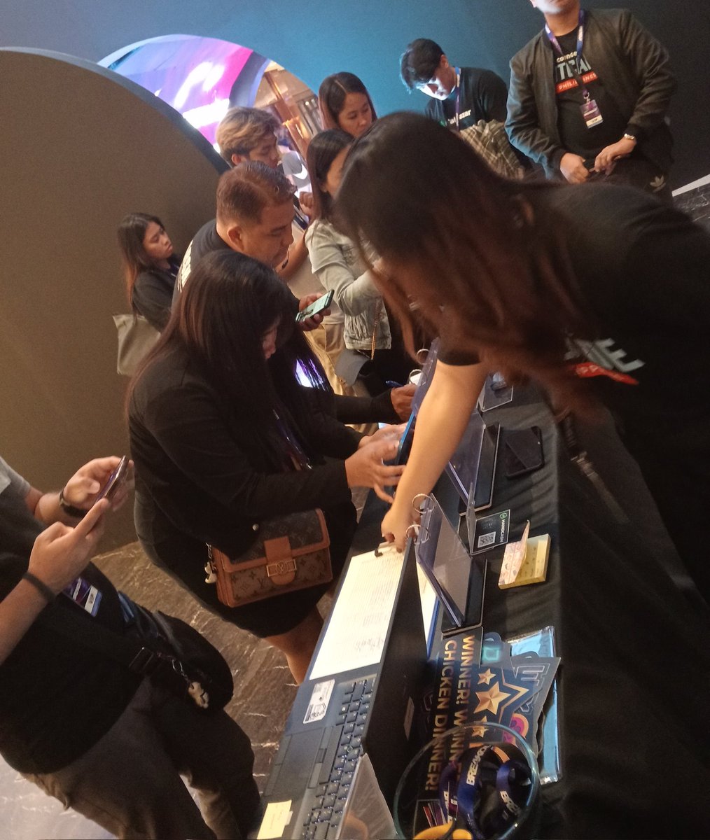 LadyWorldWEB's tweet photo. It was the busiest time of the year for the #PBW2023 #PhilippinesBlockchainWeek23
As Coingeek showcases #Bitcade , @handcashapp , @hastearcade
Powered by #BSVBlockchain https://t.co/5CZei0CTzm