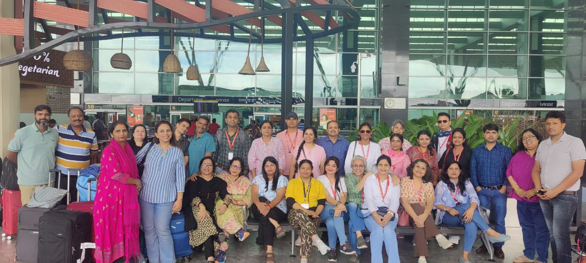 #NETAgastyaFoundation 

Bangalore Airport has its own unique way to welcome the participants from <a href="/Dir_Education/">DIRECTORATE OF EDUCATION Delhi</a> on National Exposure Visit 🤗 

We are here to learn from the practitioners at <a href="/AgastyaOrg/">Agastya International Foundation</a> 
Gratitude 💐 

<a href="/gupta_iitdelhi/">Himanshu Gupta</a> 
<a href="/PbpandeyB/">B P Pandey</a> <a href="/SCERT2021/">SCERT Delhi</a> <a href="/shail2018/">Shailendra Sharma</a> <a href="/VikDrall/">Vikas Drall</a>