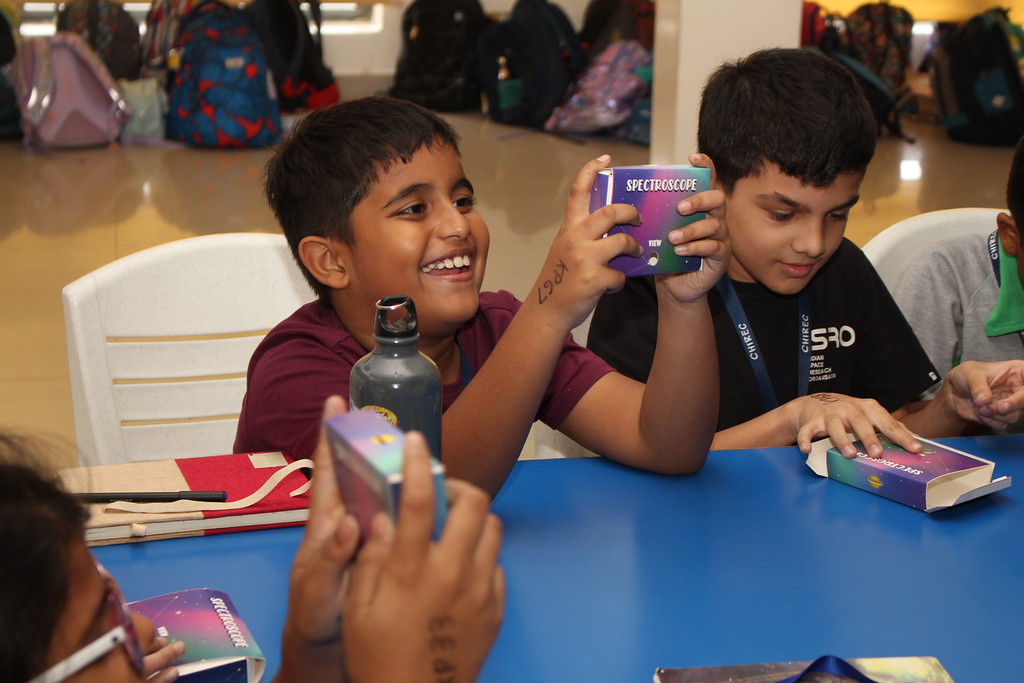 ChirecSchool's tweet photo. Our primary students had an exciting opportunity to participate in the Space & Cosmos workshop conducted by STEM & Space. The #workshop covered a range of #scientifictopics like water cycle, light bending, & rainbow formation, introducing our children to the world of space! https://t.co/kHwuIjWZaA