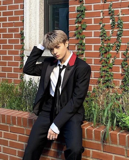 THADFEED's tweet photo. #THAD #타드 #New_ID #뉴이드 https://t.co/yFum5vsovk