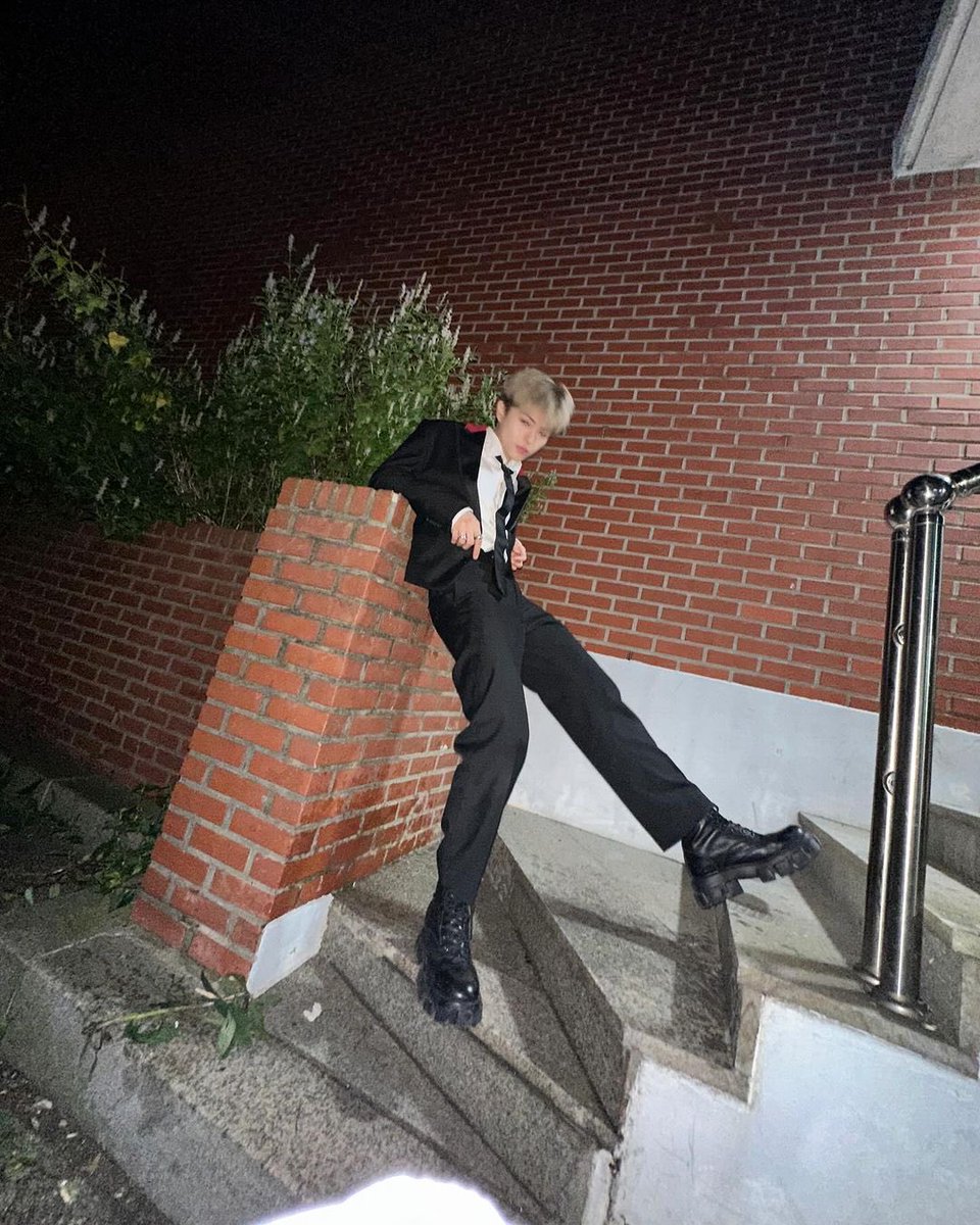 TeamThadOFC's tweet photo. [📸] #Thad_Shot

@/newid_thad instagram update

(1/3)

#NEWID_THAD #뉴이드_타드
#New_ID #뉴이드 @official_newID https://t.co/v1ROvvuIrz