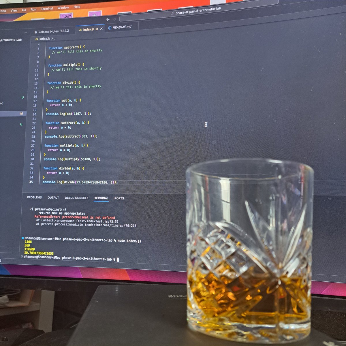 tradietrad3's tweet image. Whisky and the world's most complicated calculator 😅
Learning the #javascript fundamentals....
#codeacademy
#newjourney
