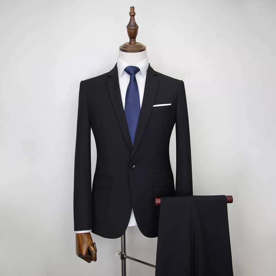TheCarterzShop's tweet photo. Jusqu'au 31 OCTOBRE les
Costumes professionnels 2 pièces sont à
*22.500F*
Au lieu de
*25.000 F* 
Numéros disponibles : 44-46-48-50-52-54-56-58 https://t.co/YkozXG9jOt