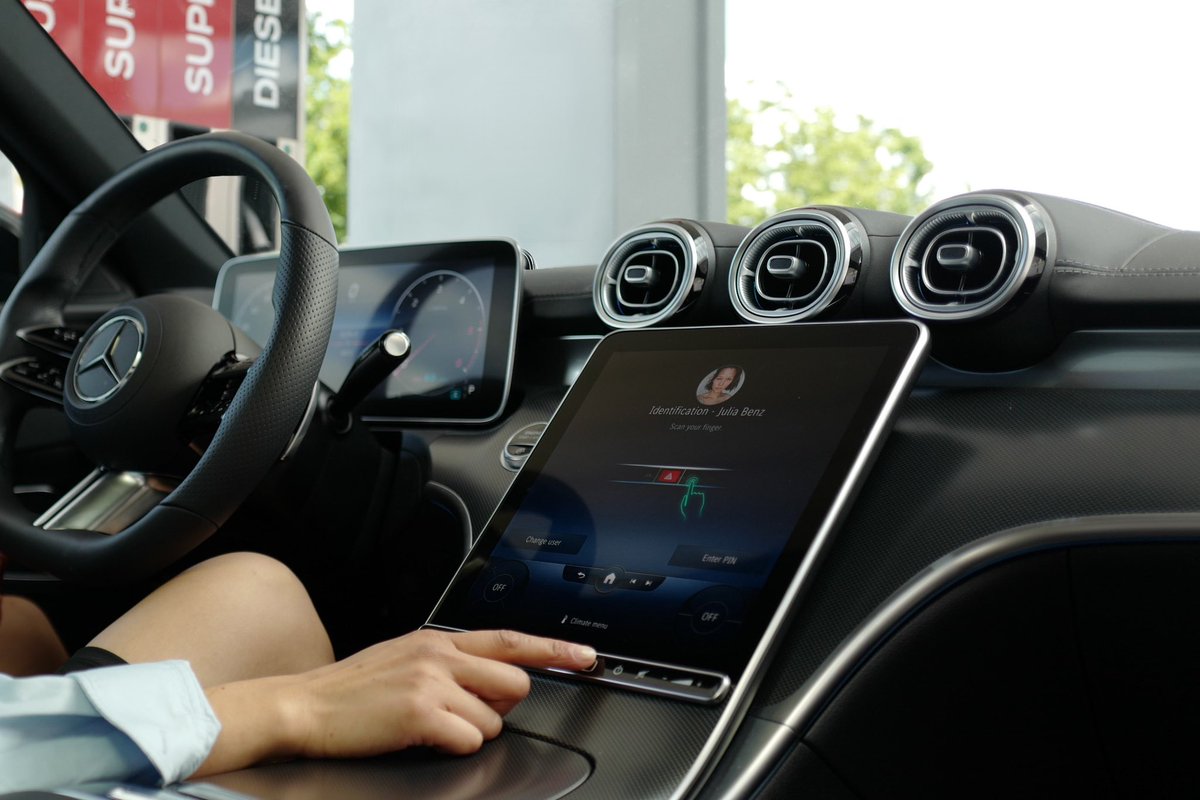 MastercardDE (@mastercardde) on Twitter photo NEWS: <a href="/MercedesBenz/">Mercedes-Benz</a> und #Mastercard führen natives In-Car-Payment beim Tanken ein. Mit dieser nächsten Entwicklungsstufe wird das Auto selbst zu einem sicheren und bequemen Zahlungsgerät. #InCarPayments #ConnectedCars #AutonomousDriving #DigitalPayments
mstr.cd/in-car-payment NEWS: <a href="/MercedesBenz/">Mercedes-Benz</a> und #Mastercard führen natives In-Car-Payment beim Tanken ein. Mit dieser nächsten Entwicklungsstufe wird das Auto selbst zu einem sicheren und bequemen Zahlungsgerät. #InCarPayments #ConnectedCars #AutonomousDriving #DigitalPayments
mstr.cd/in-car-payment