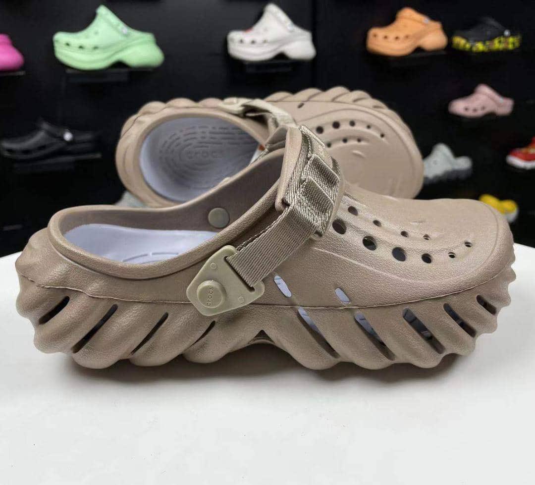 shezzzz_weird's tweet photo. I sell crocs and slides in diff colors and designs https://t.co/xW3v4QLIpX
