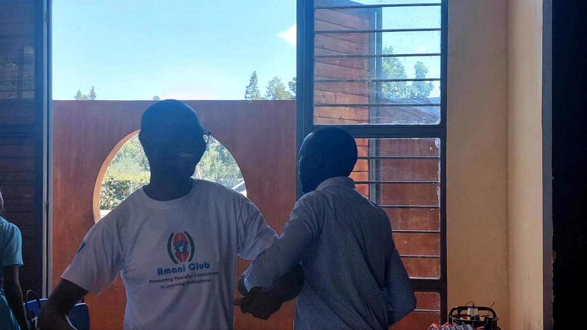 The peace week celebrations ended with the #COOLeaders gathering, held at Bar Union Primary School. Learners and patrons renewed their pledge to lead in change and promote social cohesion. 

#COOLeaders
#GlobalGoals
#IDP2023