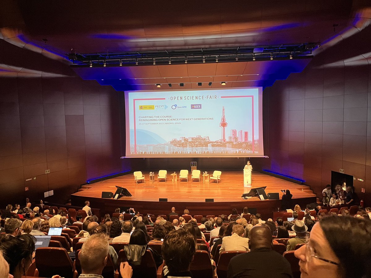 LouBezuidenhout's tweet photo. When Monday starts with the opening of the #OpenScienceFair it’s going to be a good week! @OpenAIRE_eu @DANS_knaw_nwo https://t.co/PEFlVPBue5