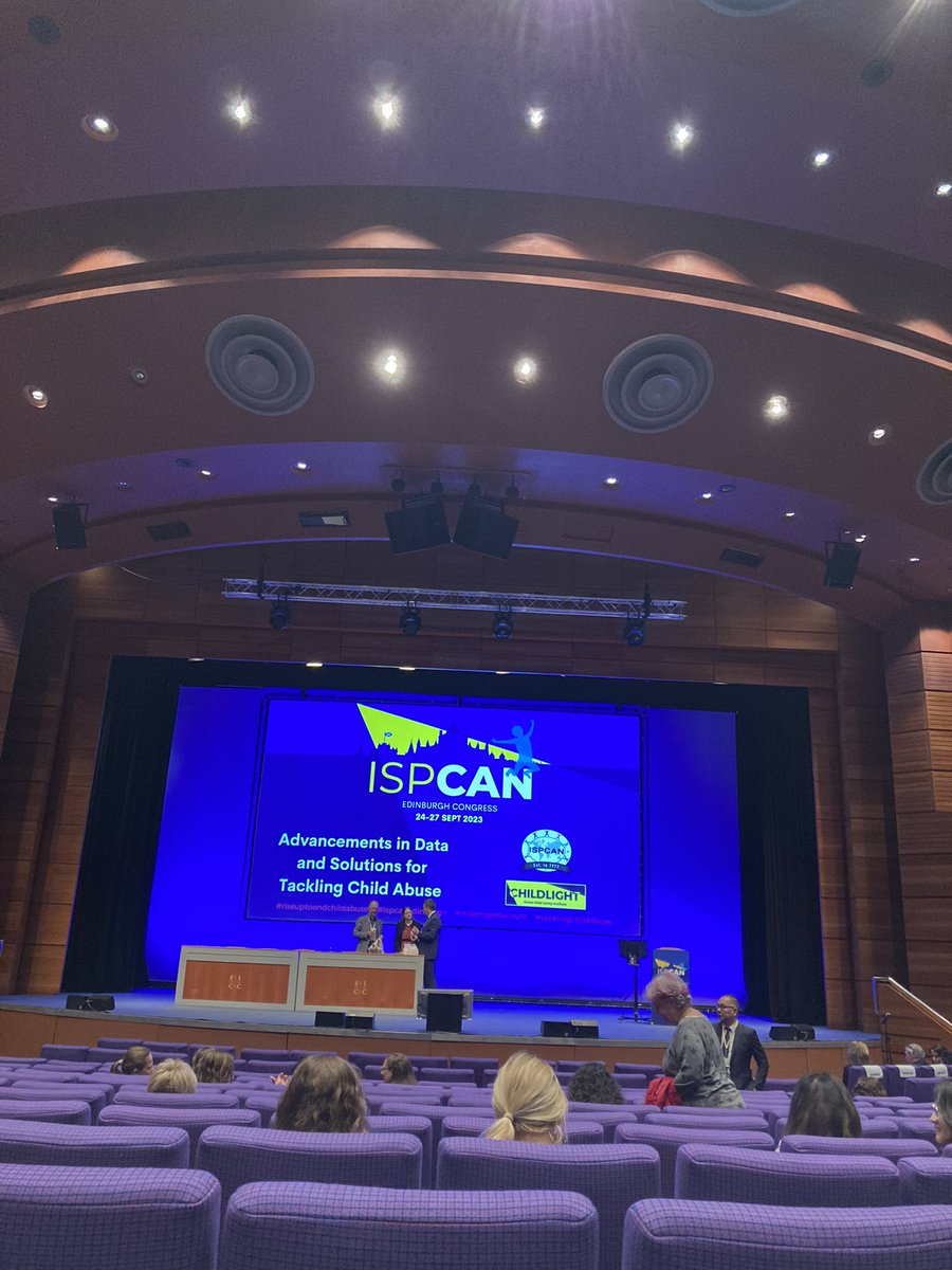 Come say hi if you’re at #ispcanedinburgh I will be presenting g today at 4:30 in Ochil 2 ‘The tools to assess child neglect: a scoping review of international literature’