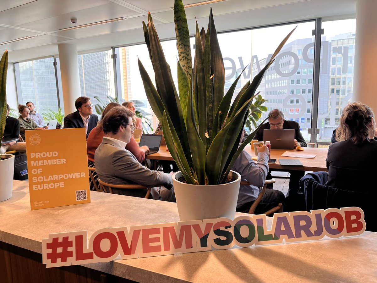 SolarPowerEU's tweet photo. This morning we are kicking off #SolarJobsWeek with a solar-powered breakfast briefing in our offices☀️

An exclusive look into the latest solar jobs numbers from our new EU Solar Jobs Report 2023, officially launching tomorrow!

#SolarWorks #lovemysolarjob https://t.co/lLKAwfPhg4