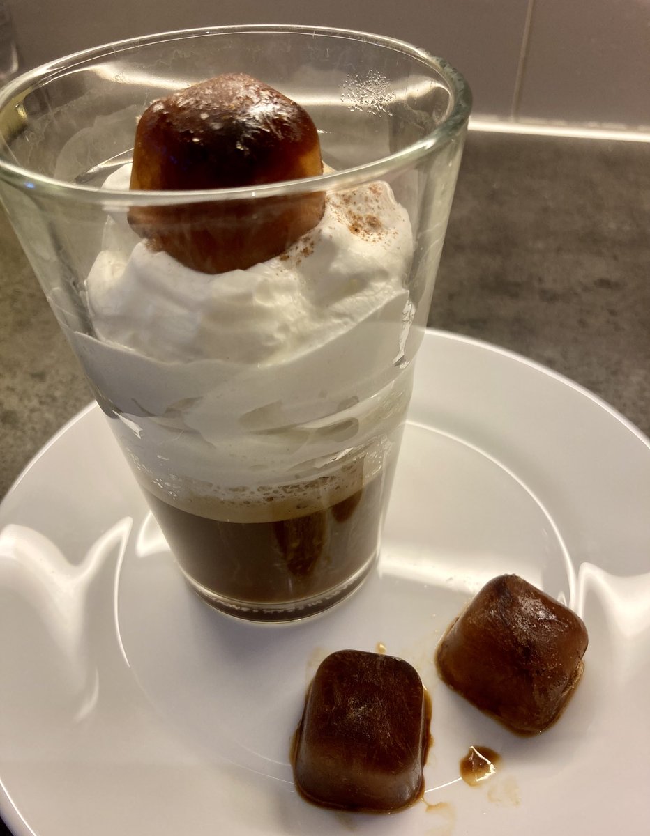 KrisBlackRose's tweet image. I wanted #icedcoffee but I hate water ice cubes diluting my coffee, so I filled the ice cube tray directly with freshly brewed #espresso portions &amp;amp; froze. Now I just add 2-3 frozen #coffeecubes, my homemade Chantilly cream, and get that desired Café Glacé in a few seconds! 🤎🥶