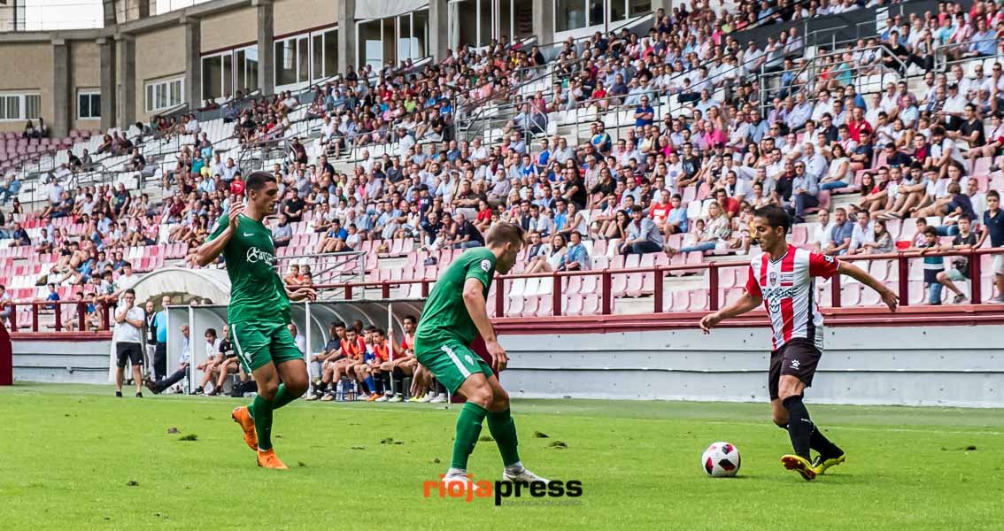 udlog_stats's tweet image. 🔙 El LOGROÑÉS no comenzaba una liga SIN MARCAR en 3 de las 4 PRIMERAS JORNADAS desde la 2018/2019

🟨 0-0 vs Cultural Durango
🟨 1-1 vs Barakaldo
🟨 0-0 vs Langreo
🟥 0-2 vs Sporting B