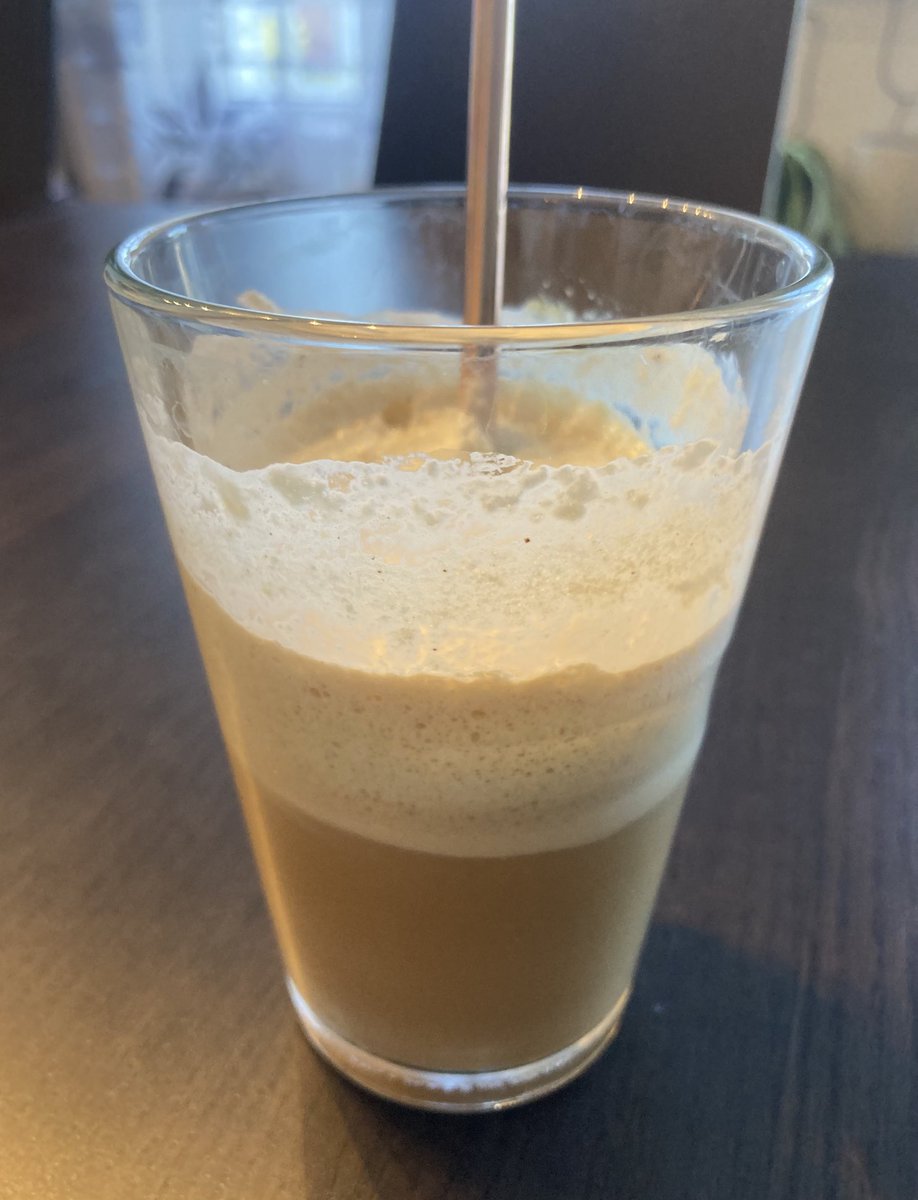 KrisBlackRose's tweet image. I wanted #icedcoffee but I hate water ice cubes diluting my coffee, so I filled the ice cube tray directly with freshly brewed #espresso portions &amp;amp; froze. Now I just add 2-3 frozen #coffeecubes, my homemade Chantilly cream, and get that desired Café Glacé in a few seconds! 🤎🥶