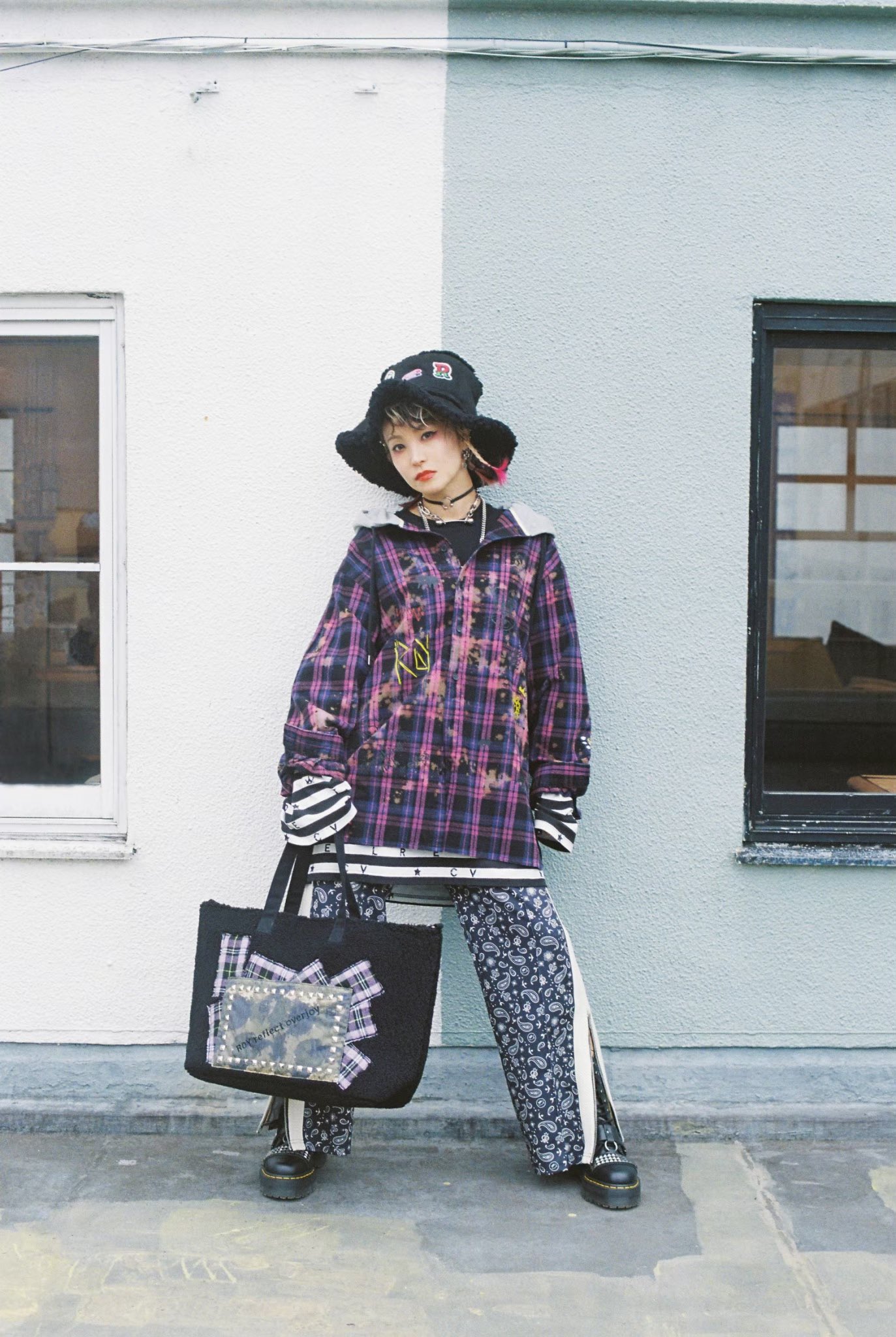 ROY reflect overjoy ワッペン刺繍 MA-1 - フライトジャケット ROY reflect overjoy ワッペン刺繍 MA-1 - フライトジャケット
