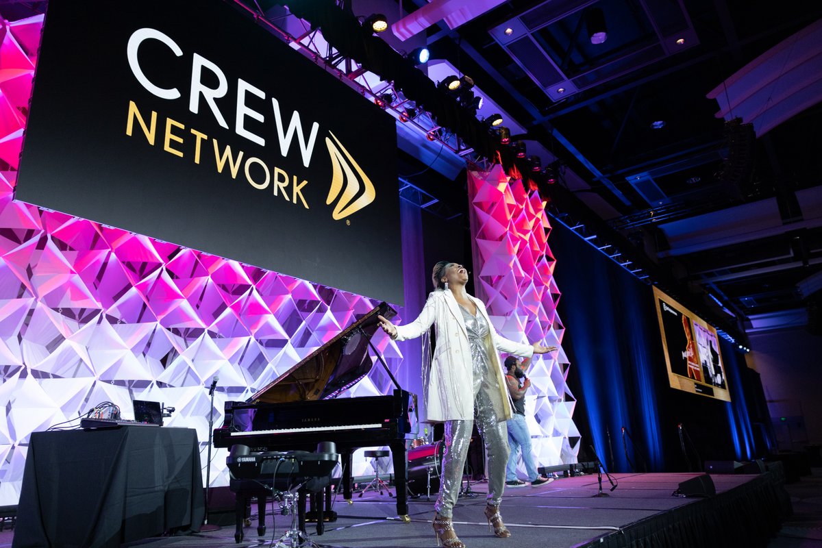 'Your purpose is not the thing you do. It's the thing that happens in others when you do what you do.' - #MondayMotivation from Jade Simmons

#crewconvention #crewomen