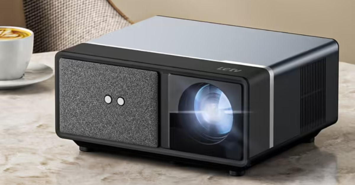 gizmochina's tweet photo. LeTV launches new S Series Projector with Huawei HiSilicon chip
#LeTV #Huawei
https://t.co/CdlmsWEC61 https://t.co/j6nE6OxUEZ