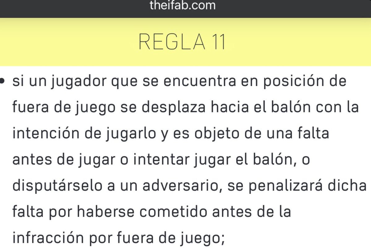 JosePadi_'s tweet photo. 🚨 El jugador del Atlético de Madrid impide a Rüdiger participar en la jugada con su falta y, por tanto, Alberola Rojas tuvo que pitar penalti o validar el gol del Real Madrid.

Y ya no hablamos de la falta previa a Bellingham en el primero, ni de la roja perdonada a Giménez. https://t.co/D9TnaPFfkb