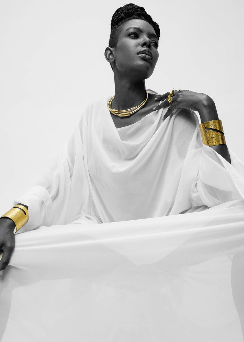 adele dejak tweet media