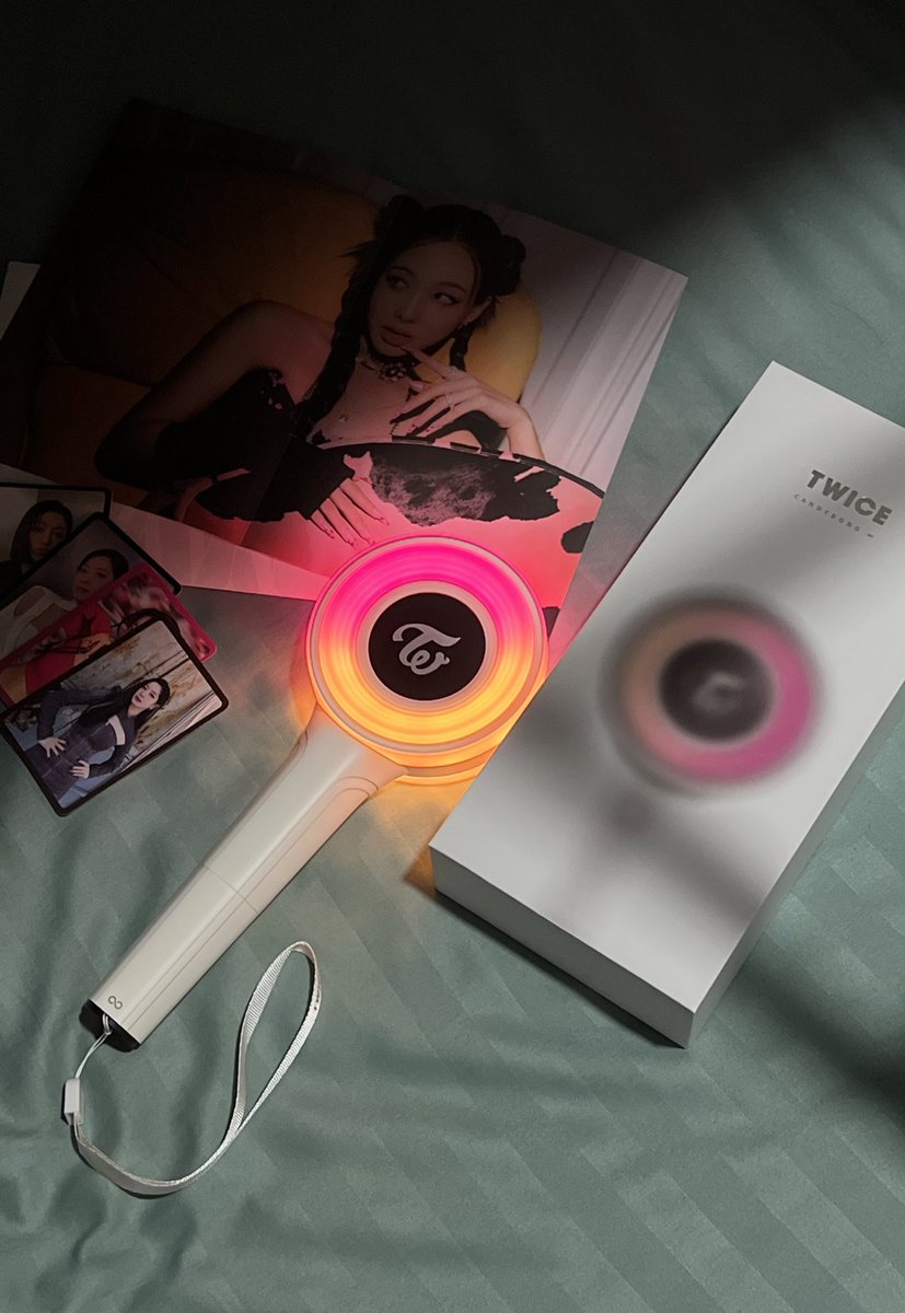 hycollects's tweet photo. #hycollz • #nabudolnijoie 🌷 

received !! thanks so much for the v smooth and fast transaction~ my younger bro is all geared up na for twice con next week! 💞 https://t.co/cVlfenN1qq
