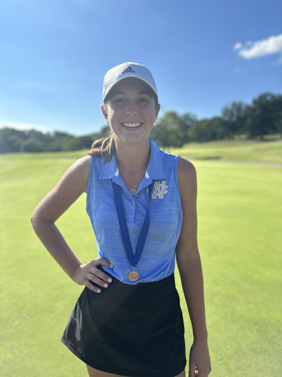 MeredithEller26's tweet photo. Placed fourth overall at districts to make it as first individual for regionals. I had so much fun playing with all of the girls. Thank you @Golf_WCHS for another great season. Also congratulations to my fellow teammate for making it individually. https://t.co/XpWqUvordN