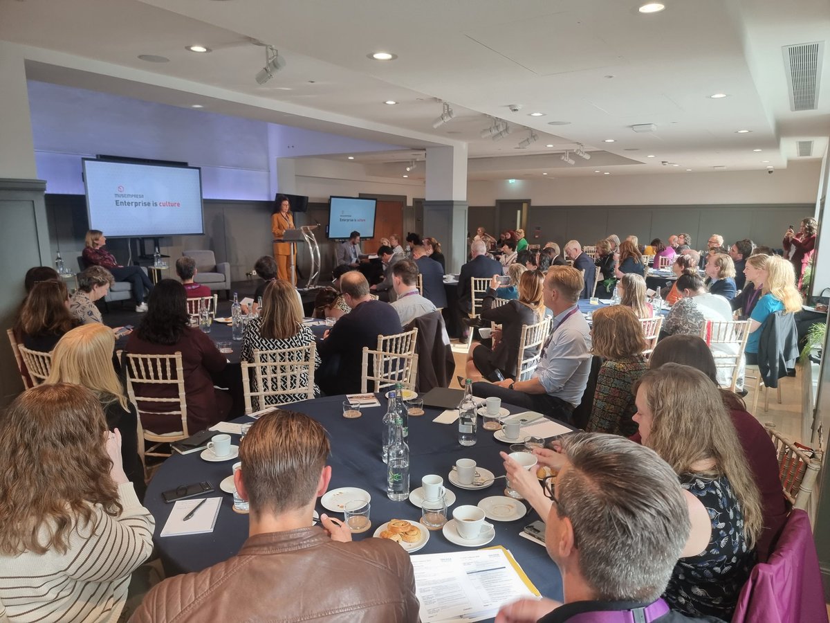 ArchOlivetti's tweet image. Cominciano ad #Edimburgo i lavori della Archivist Conference 2023 della Section on Business Archives dell'@ICArchiv, sul tema "Engaging with our audiences" 📑

Un confronto internazionale nel quale non poteva mancare il nostro racconto della #StoriaDiInnovazione di #Olivetti 😉