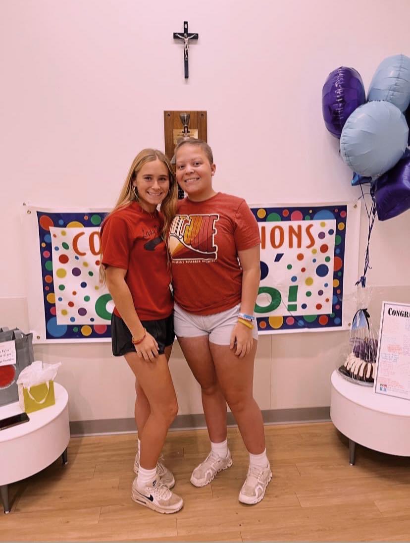 Rylee Curtis rang the bell Thursday!!!! I couldn’t be more proud of you, I love you so much❤️❤️❤️ #NoMoChemo