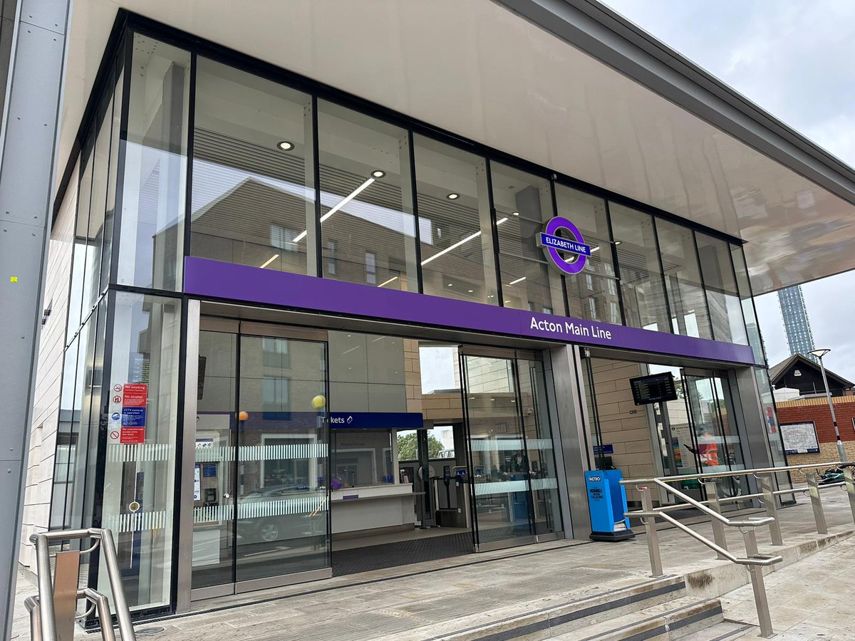 reconaluk's tweet photo. Looking back to a couple of years ago at this £1.1m project we completed for West London Train Stations, working with @networkrail &amp; main contractor @GRAHAMGroupUK Construction. These photos were taken of Acton Main Line, for which we installed Schüco systems for Curtain Walling https://t.co/Ldn196emGo