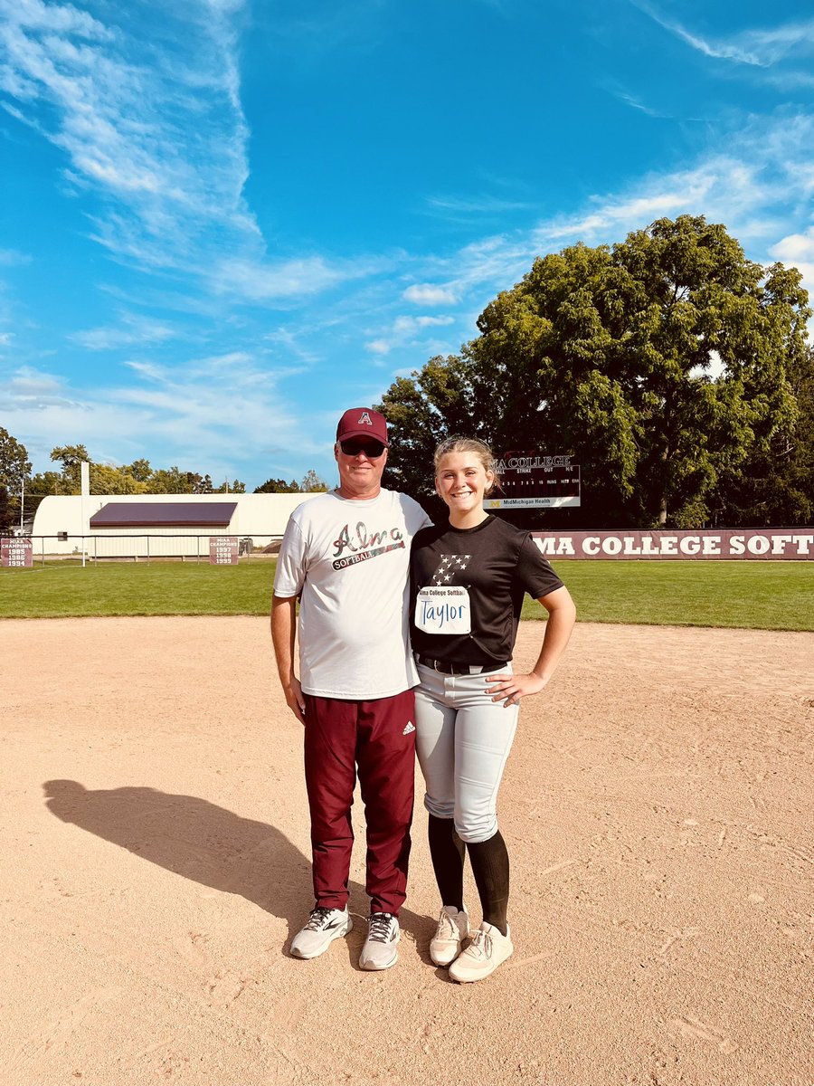 TaylorTurkin24's tweet photo. Thank you @AlmaScotsSB for putting on an amazing camp on Saturday. I especially enjoyed the primary position drill work and experiencing the dining hall was a great taste of life on campus! Go Scots!! https://t.co/1O5KHnXq2f