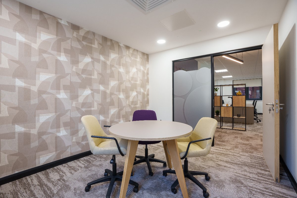 Transforming the legal experience into a comforting one! 💜💛

#officedesign #officefitout #designandbuild #makingspacework #commercialfitout #commercialinteriors #workspacedesign #workplacedesign #agileworking #interiordesign #officeinteriordesign #meetingroom #leedsoffice