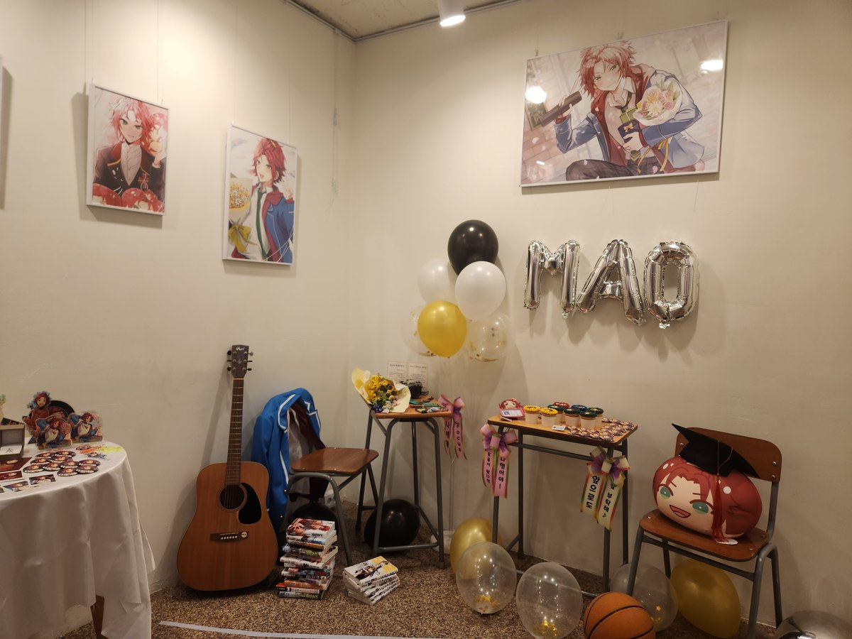 Happy_Mao_Day's tweet photo. 마오야 졸업 축하해! 멋진 행사 주최해 주셔서 감사합니다. 🙇‍♀️ #방과후_청춘의_한_조각을_간직할게 #너에게_쥐어진_두번째_청춘을_축하해
https://t.co/jY8SqGW0rV https://t.co/9stRNwDH3F