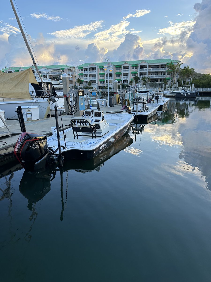 keywestfishing's tweet image. Fall is in the air.. Somewhere.. Meanwhile here in Key West its still hot and we are blessed to be busy at Dream Catcher Charters. 🎣🦾😎
@YellowfinUSA @MercuryRacing @MercuryMarine #goboldly #buildyourlegacy #wideopen #morninglineup #keywestfishing