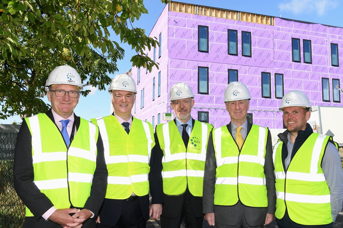 The final bolts have been tightened🔧on our new £64million elective orthopaedic centre which will transform care for patients who need surgery on bones, joints and muscles. It's due to open next autumn and will be one of the largest in Europe. Full story👉 tinyurl.com/5n9y5pmy