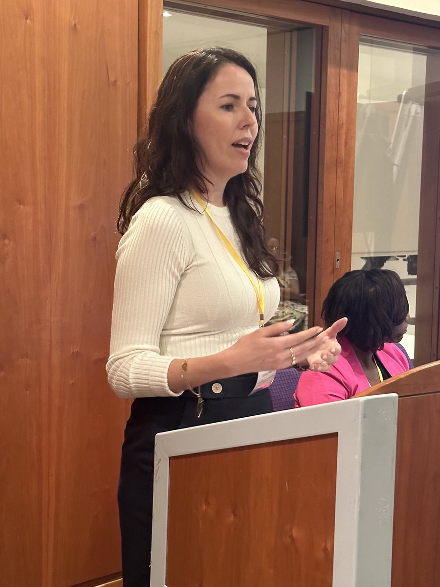 Amanda Paton tweet media