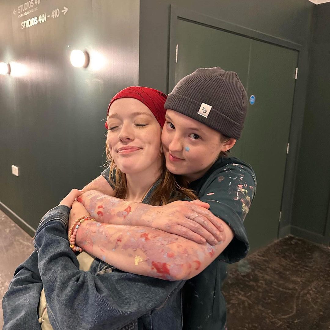 bellaramseybr's tweet photo. LINDOS! Amybeth Mcnulty via Instagram desejando um feliz aniversário para Bella. 

“Feliz aniversário B, você é um dos grandes.” https://t.co/DW0wYzIkG7