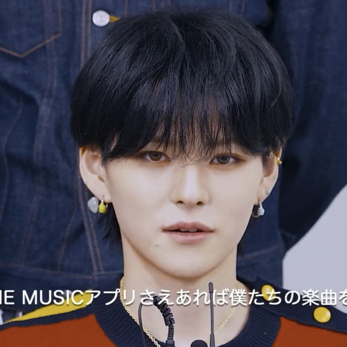 yoshicosmos's tweet photo. yoshi in black hair + speaking japanese 🫠🖤 https://t.co/JVaY5rVT62