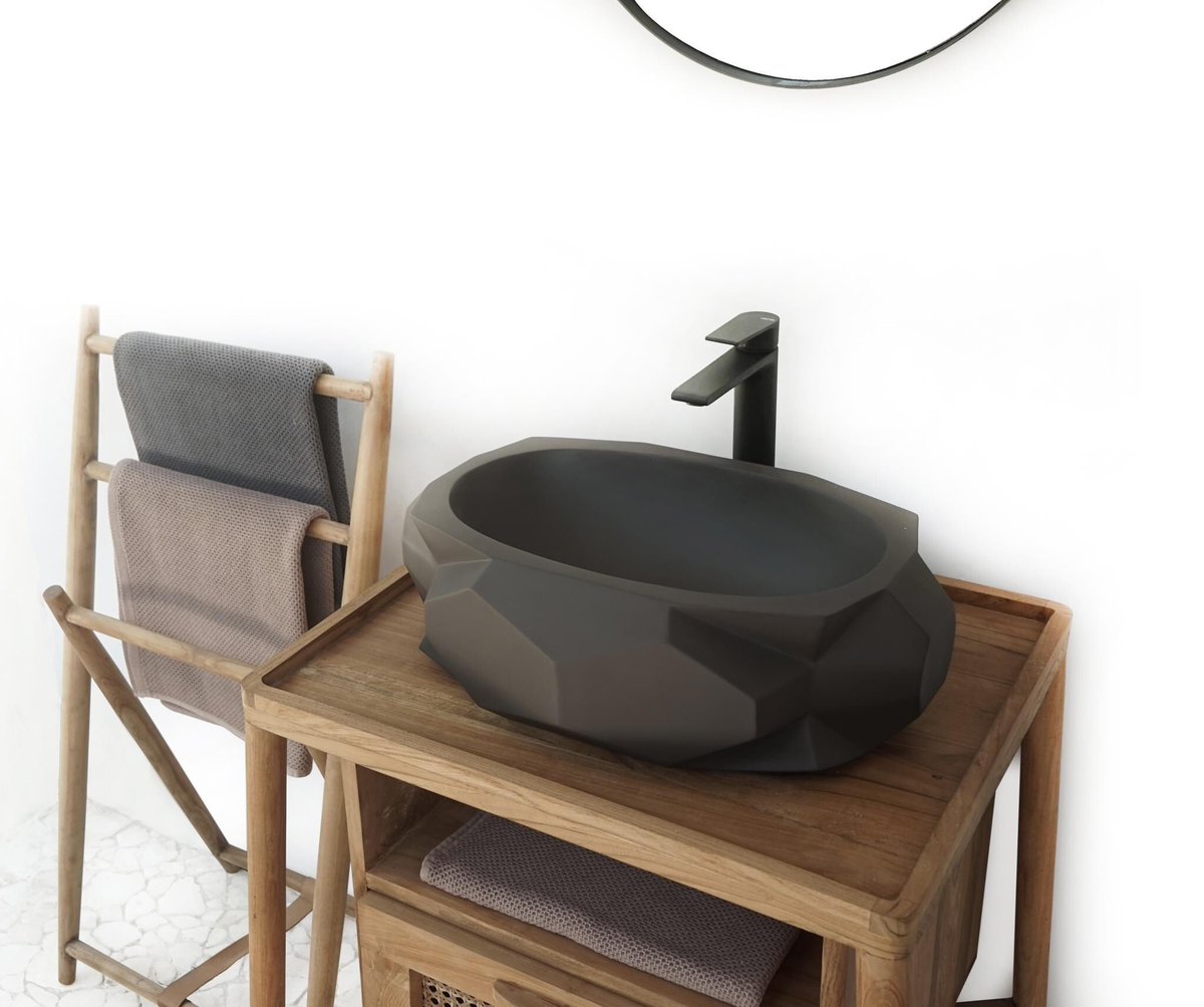 Conspiredesign1's tweet photo. The diamond series are defined by their mesmerizing geometric form.

Distinctive chiseled edges contrast a smooth tempting interior to make the diamond series significantly unique.

https://t.co/wy84OjfuIP

#concretebasin #concretesink #concretedesign #bathroomdesign #interior https://t.co/yNd3jSt2xV