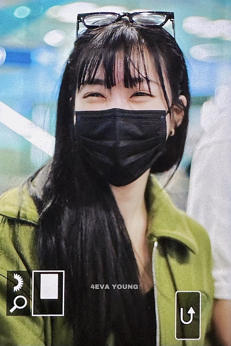 4EVAYOUNG801's tweet photo. 230925 🫧🩵  #티파니 #티파니영 #Tiffany #TiffanyYoung https://t.co/TFWtQSRmr4