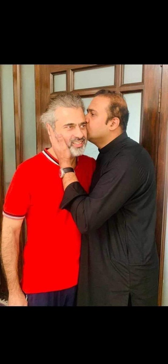 Muhamma37811640's tweet photo. Welcome back. The hero of slave nation . We feel shame . Cause we do nothing for you. And do Soo much. ❤️❤️
#ImranRiazKhan #خوش_آمدید_عمران_ریاض https://t.co/KUfhNZI9Bg