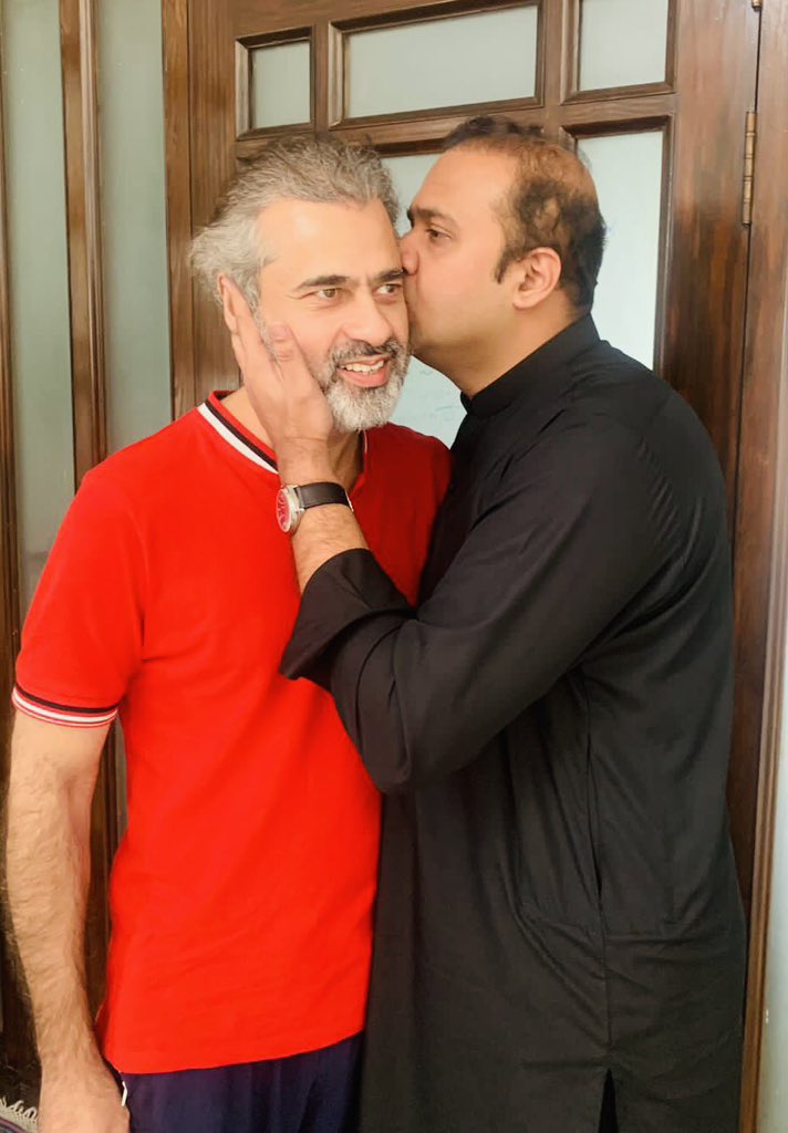 FarooquiJameel's tweet photo. عمران ریاض خان میرا شہزادہ بھائی ، اللّہ لمبی عمر دے ، ویلڈن میاں علی اشفاق بھائی 🫡🇵🇰
@ImranRiazKhan @MianAliAshfaq 
#ImranRiazKhan https://t.co/ADjgQYconU