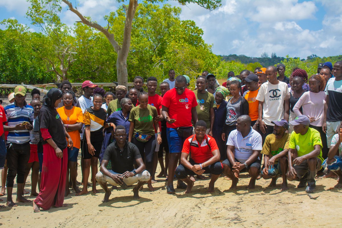 KCCGP_'s tweet photo. We planted about 15k mangroves last Saturday one thing that came out clear is that mangrove plantation sites pose challenges due to intricate ecosystems, tides, and soil conditions, making fork management complex and demanding #ecosystem #60millipnMangroves #GroWithUs #KCCGP https://t.co/nESyjTN6Qo