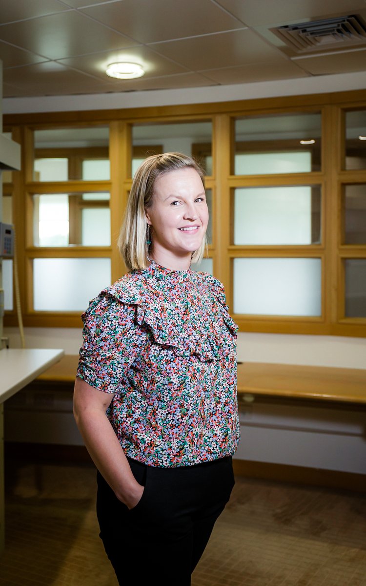HealthBlackrock's tweet photo. "I meet patients at all stages of a cancer journey; sometimes testing for screening & prevention, at other times for treatment." Emily O'Donovan, Programme Manager, Hermitage Clinic Sanford Collaboration, Blackrock Health Hermitage Clinic. #MyWorkingLife https://t.co/ytiufn3zUZ https://t.co/DjdfY71ZNf