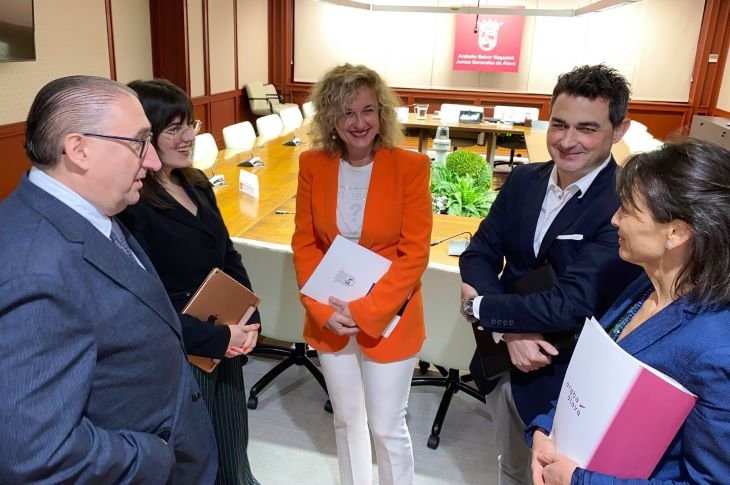 PSEporAlava's tweet image. ✔️#DFÁlava impulsará la inserción laboral de jóvenes y personas en riesgo de exclusión con el objetivo de avanzar hacia el pleno empleo

🗣️@CristinaGnlz : “Vamos a poner el foco en los colectivos donde el paro está más cronificado".

➕ℹ️... n9.cl/icn970